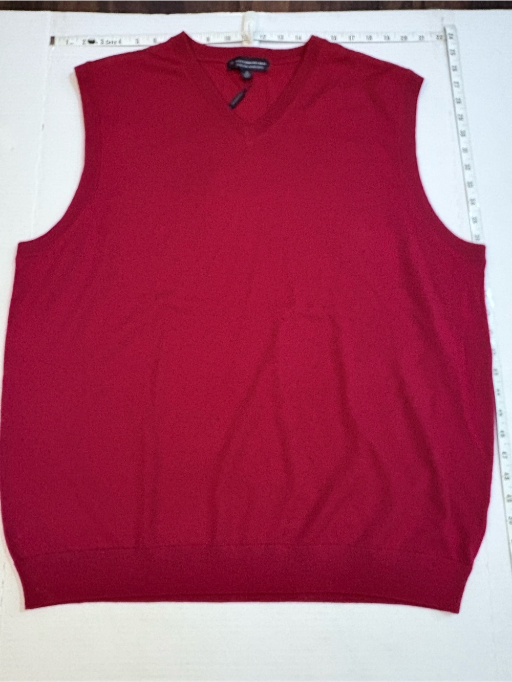 Hart Schaffner Marx Men's Crimson V-Neck Sweater Vest XL